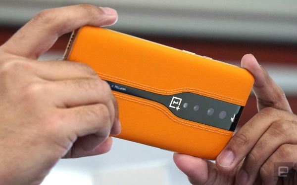 <br />
						OnePlus представила на CES 2020 Concept One — необычный смартфон с исчезающей камерой<br />
					