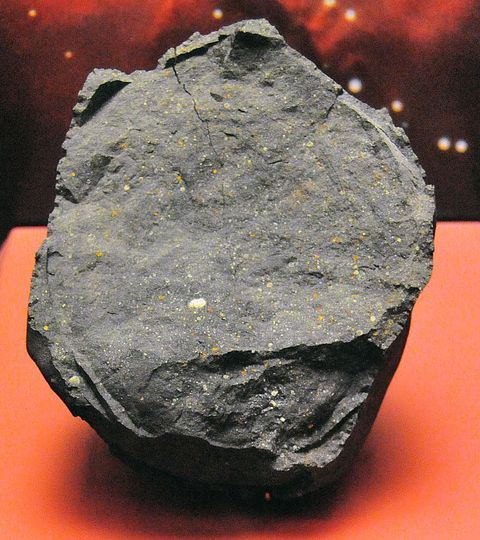 Ученые только что обнаружили самый древний материал, когда-либо найденный на Земле